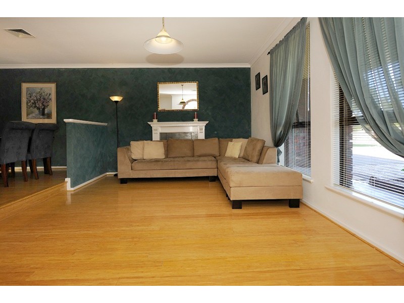 79 Henry Bull Drive, Bull Creek WA 6149