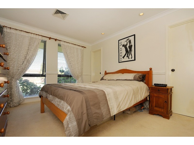 79 Henry Bull Drive, Bull Creek WA 6149