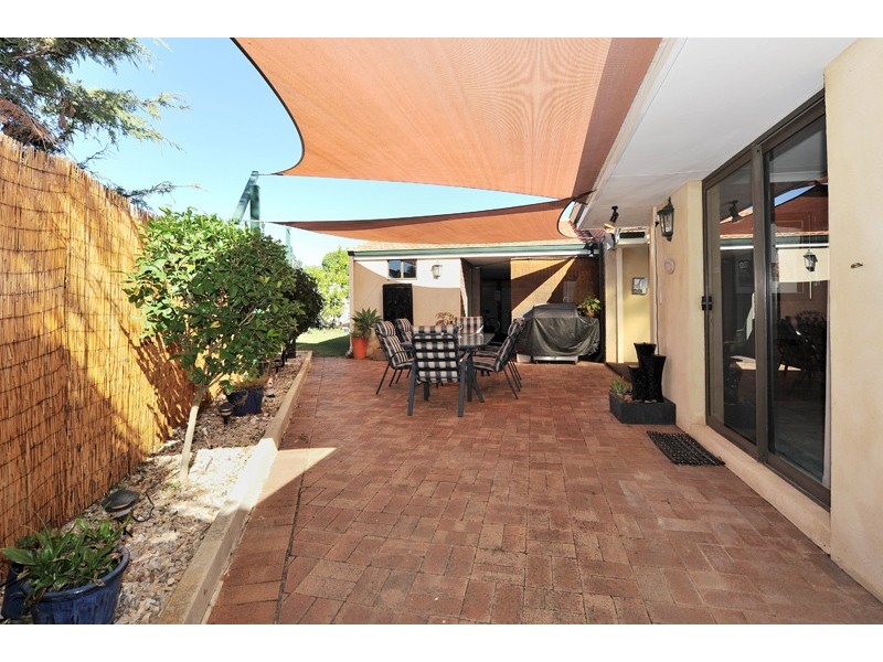 79 Henry Bull Drive, Bull Creek WA 6149