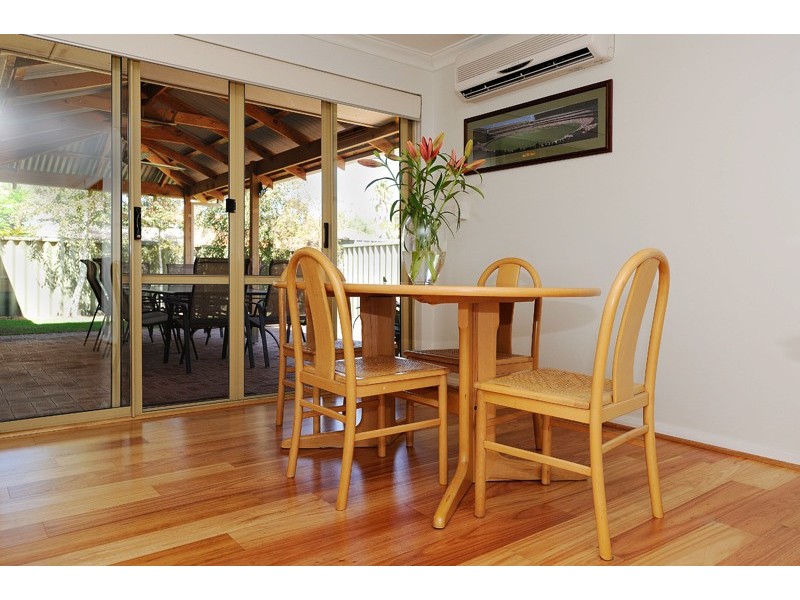 18 Sanderson Road, Bull Creek WA 6149