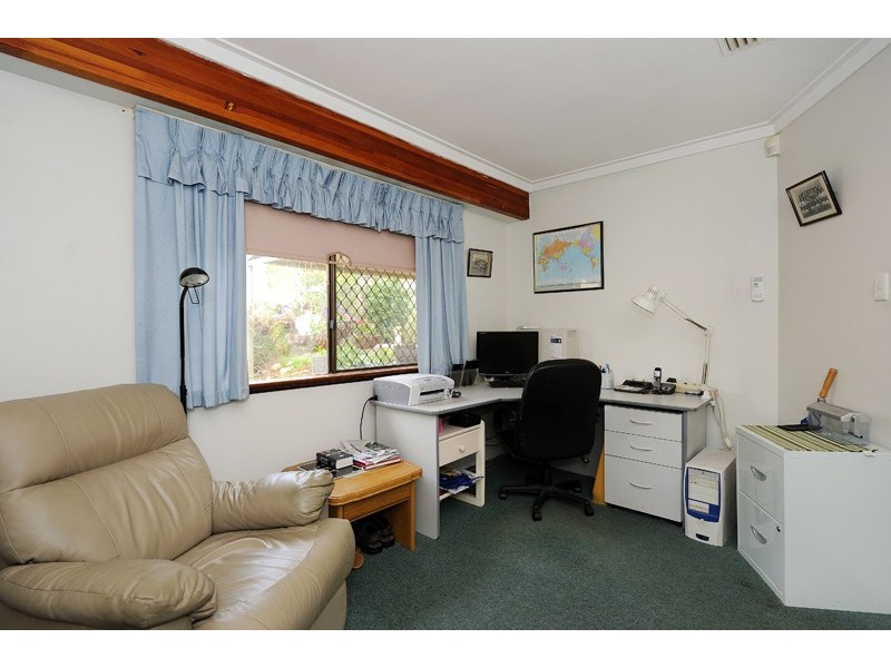 8 Poole Place, Bateman WA 6150