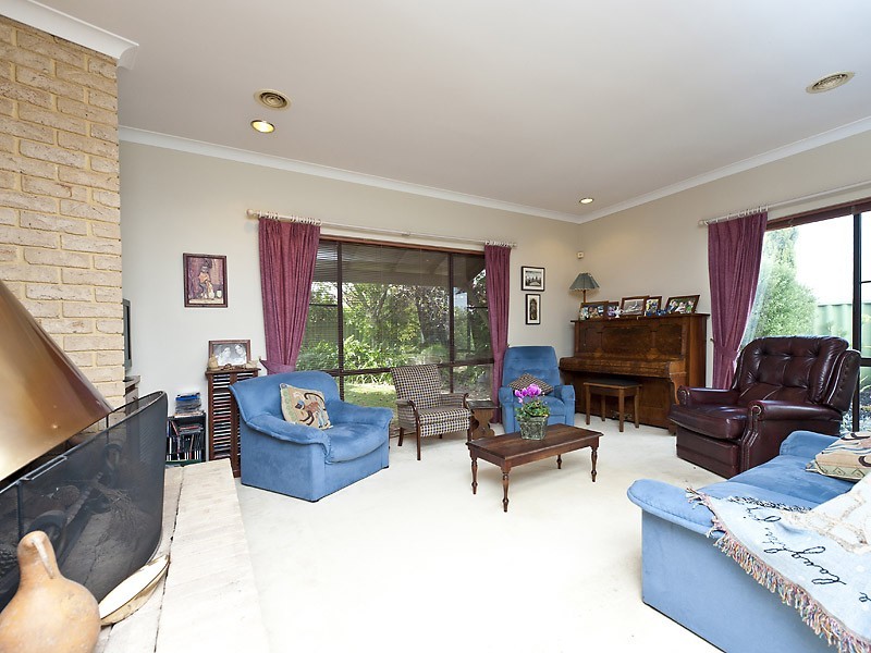 7 Farrell Rise, Bull Creek WA 6149