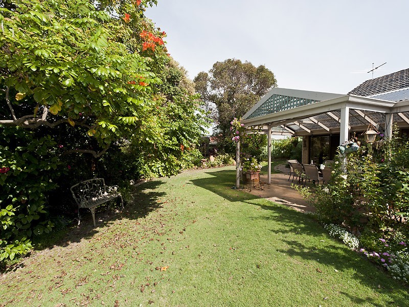 7 Farrell Rise, Bull Creek WA 6149