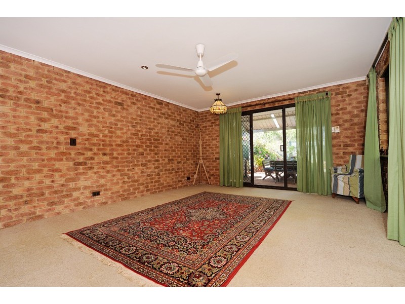 28 Matthew Avenue, Leeming WA 6149