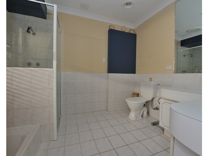4 Bruce Court, Leeming WA 6149