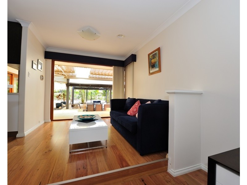 4 Bruce Court, Leeming WA 6149