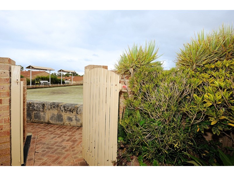 32/11 Petterson Avenue, Kardinya WA 6163