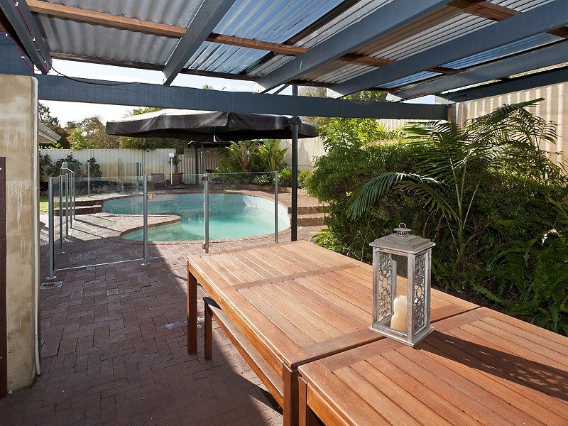 6 Nicholay Court, Bull Creek WA 6149