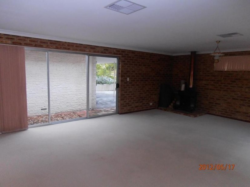 2 Endeavour Avenue, Bull Creek WA 6149