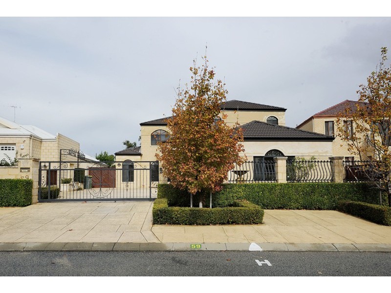 59 Peterborough Circle, North Lake WA 6163