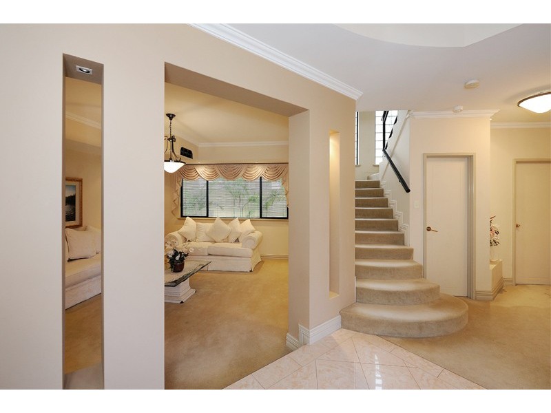 59 Peterborough Circle, North Lake WA 6163