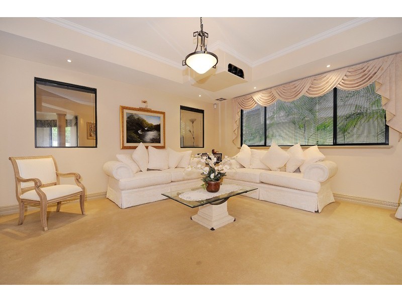 59 Peterborough Circle, North Lake WA 6163