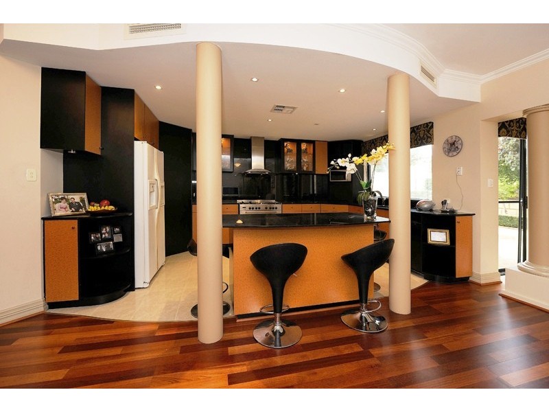 59 Peterborough Circle, North Lake WA 6163