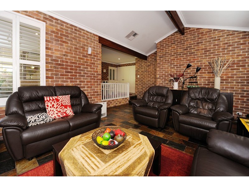 85 Dean Road, Bateman WA 6150
