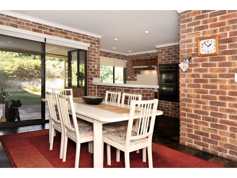 85 Dean Road, Bateman WA 6150