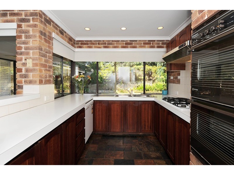 85 Dean Road, Bateman WA 6150