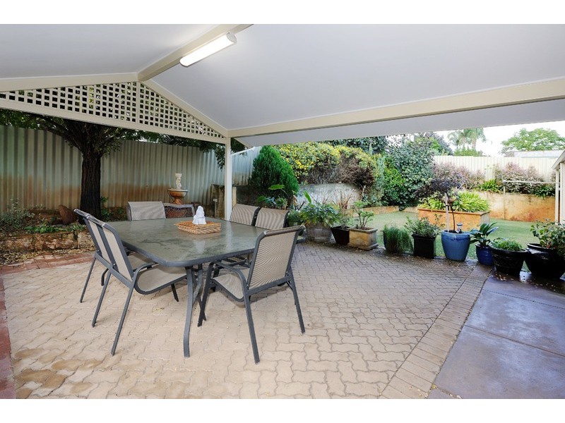 85 Dean Road, Bateman WA 6150