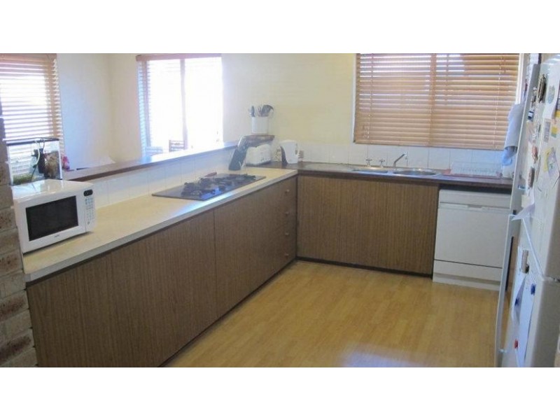 17 Curran Place, Leeming WA 6149