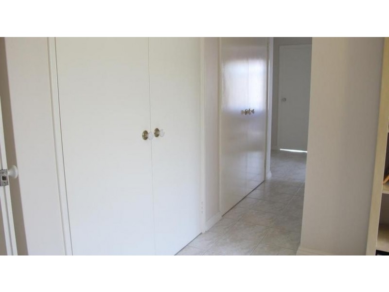 8 Lombe Gardens, Atwell WA 6164