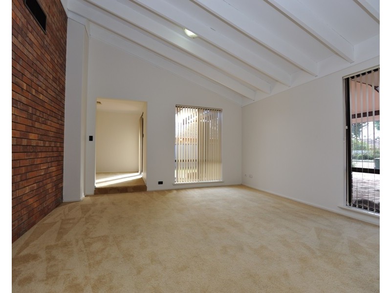 32 Marcus Avenue, Booragoon WA 6154