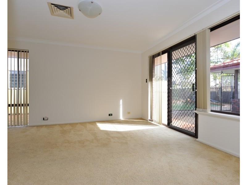 32 Marcus Avenue, Booragoon WA 6154