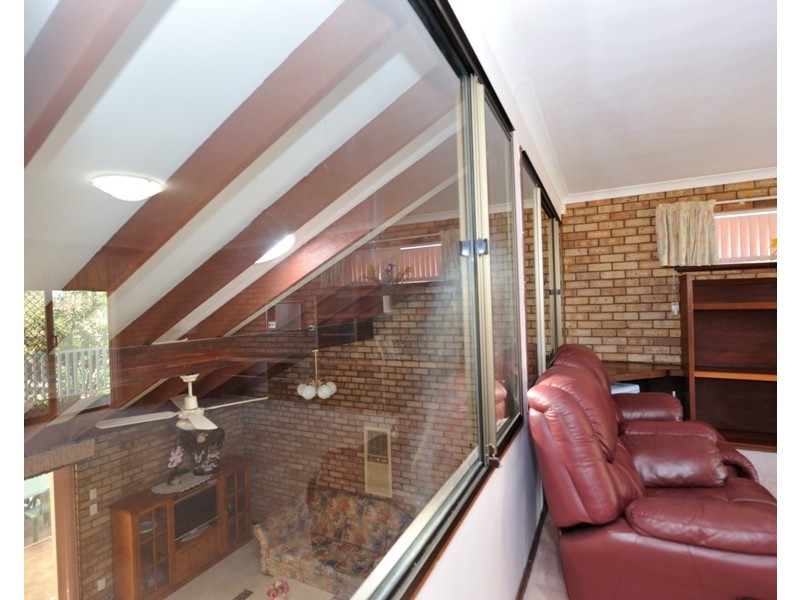 17 Harrington Crescent, Leeming WA 6149