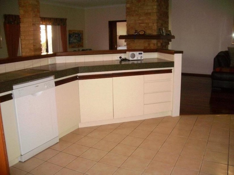 4 Poole Place, Bateman WA 6150