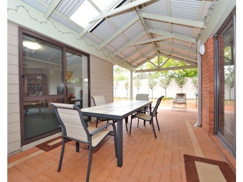 3 Bruce Court, Leeming WA 6149