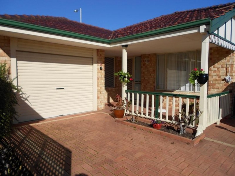 2/1 Formby Way, Bull Creek WA 6149