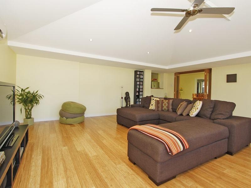 36 Endeavour Avenue, Bull Creek WA 6149