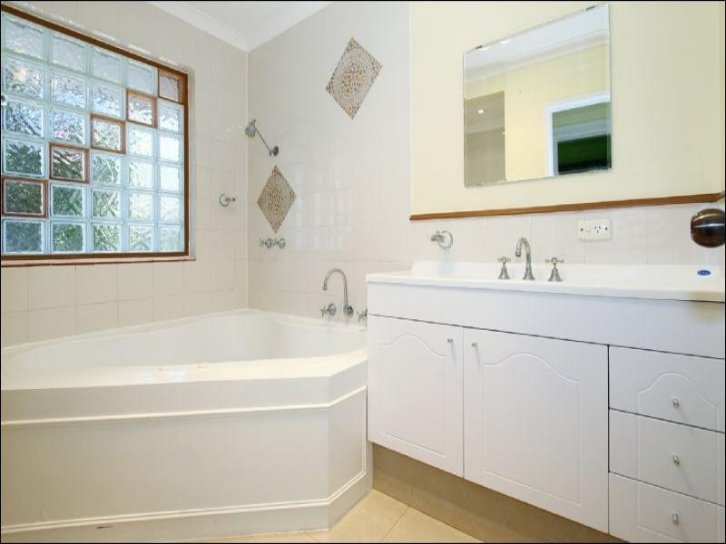 36 Endeavour Avenue, Bull Creek WA 6149