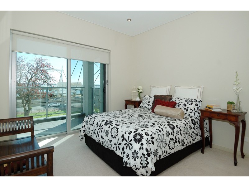 15/1 Preston Street, Como WA 6152