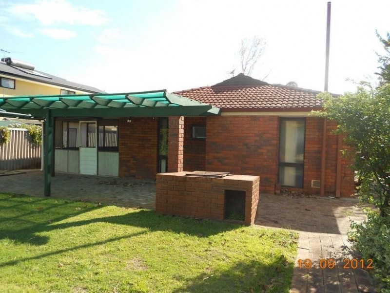 93 Dean Road, Bateman WA 6150