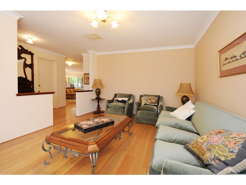 21 Carmody Court, Bull Creek WA 6149