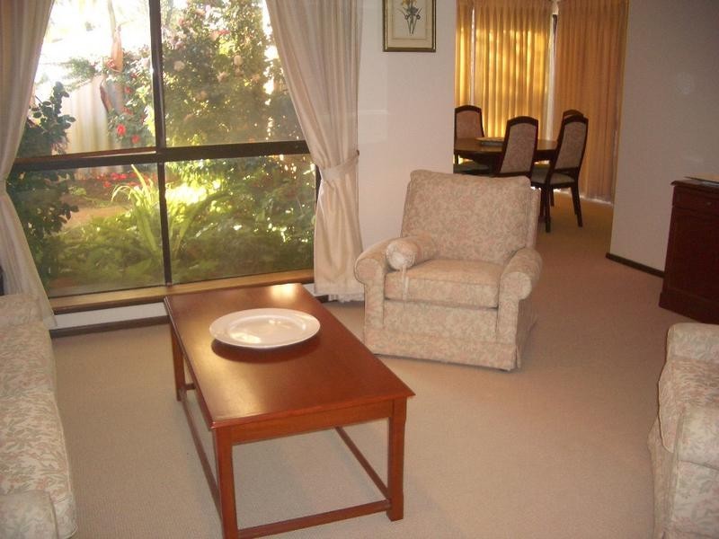 4 Poole Place, Bateman WA 6150