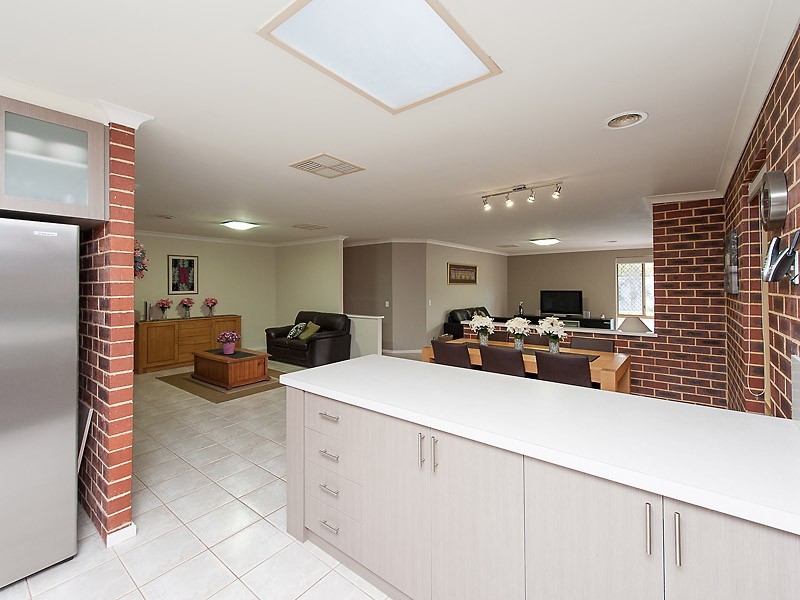 36 Brockman Avenue, Bull Creek WA 6149