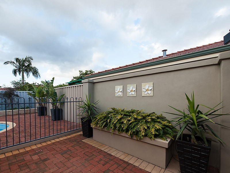 36 Brockman Avenue, Bull Creek WA 6149