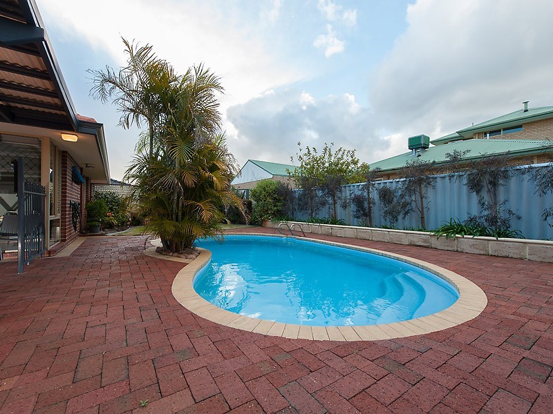 36 Brockman Avenue, Bull Creek WA 6149