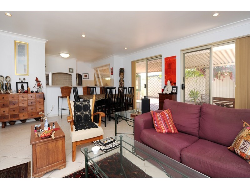 14 Thompson Way, Bull Creek WA 6149