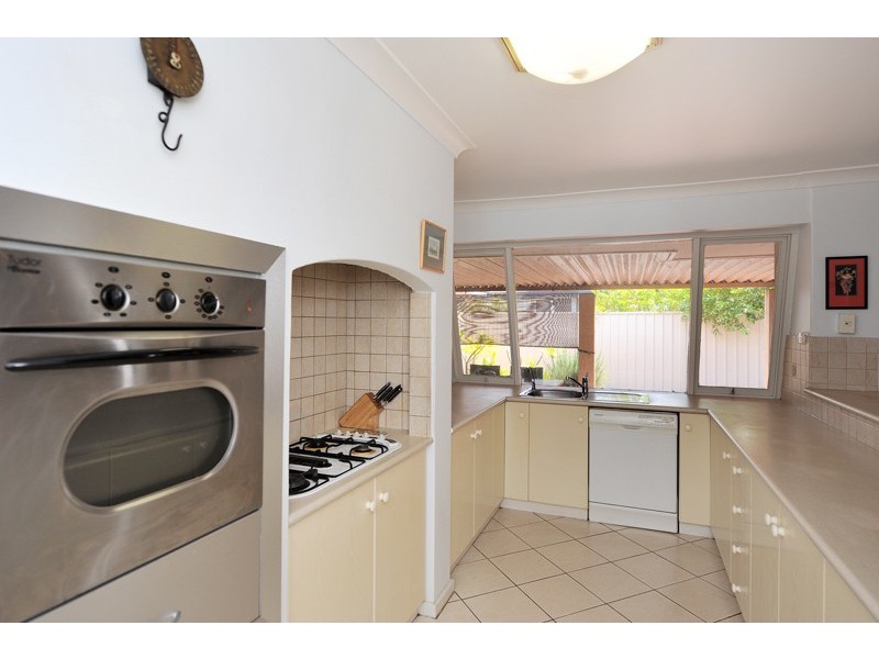 14 Thompson Way, Bull Creek WA 6149