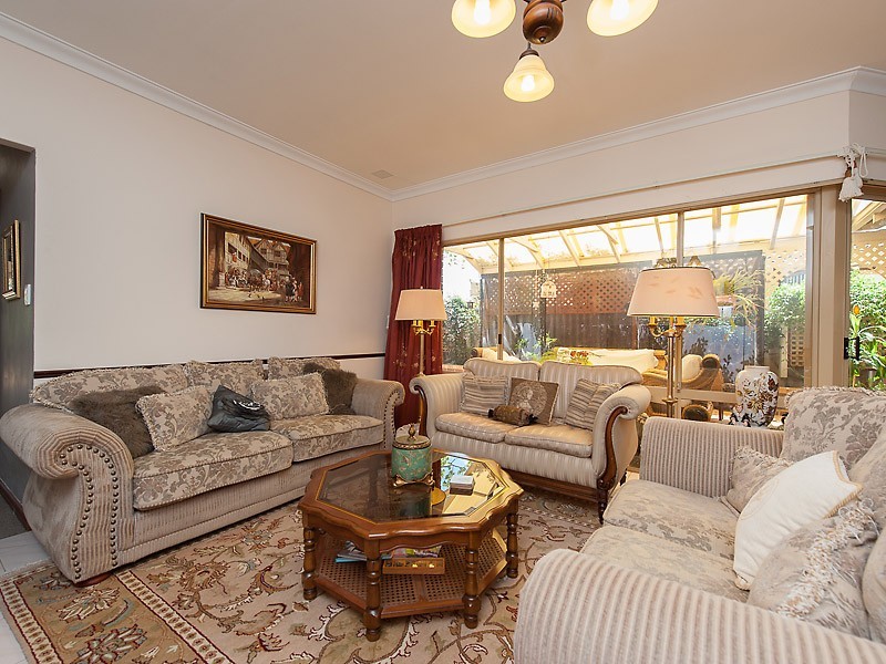 19 Inwood Place, Murdoch WA 6150