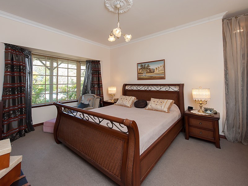 19 Inwood Place, Murdoch WA 6150