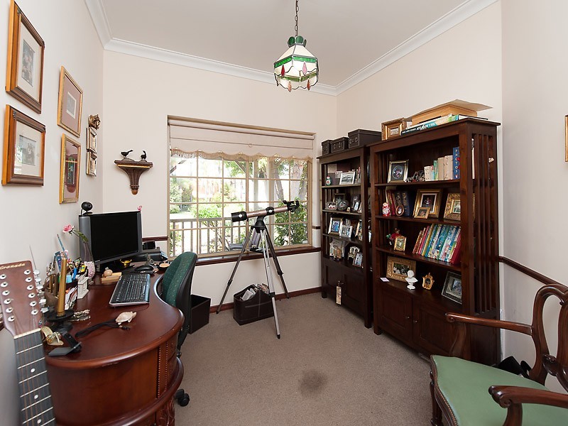 19 Inwood Place, Murdoch WA 6150