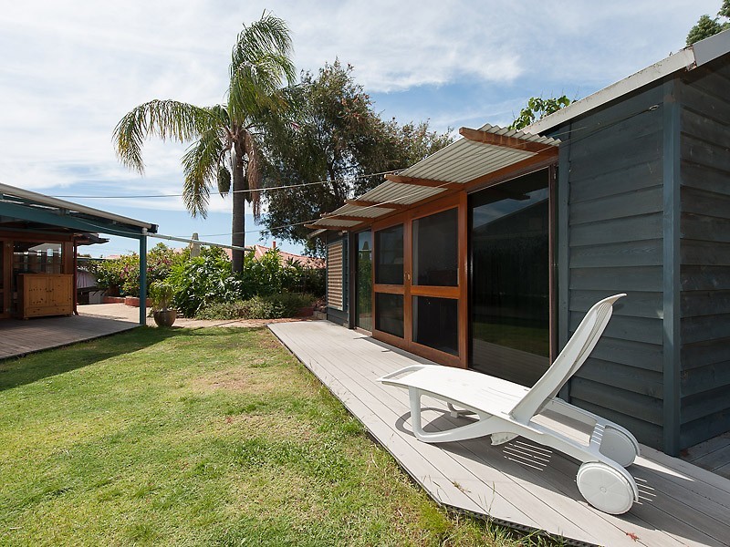 14 Ewing Avenue, Bull Creek WA 6149