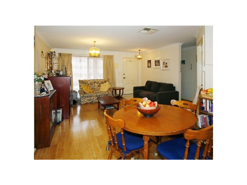 3/15 Truslove Close, Willagee WA 6156