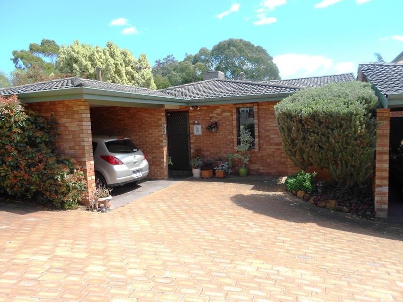 1/139 Darley Circle, Bull Creek WA 6149