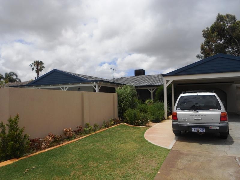 43 Endeavour Avenue, Bull Creek WA 6149