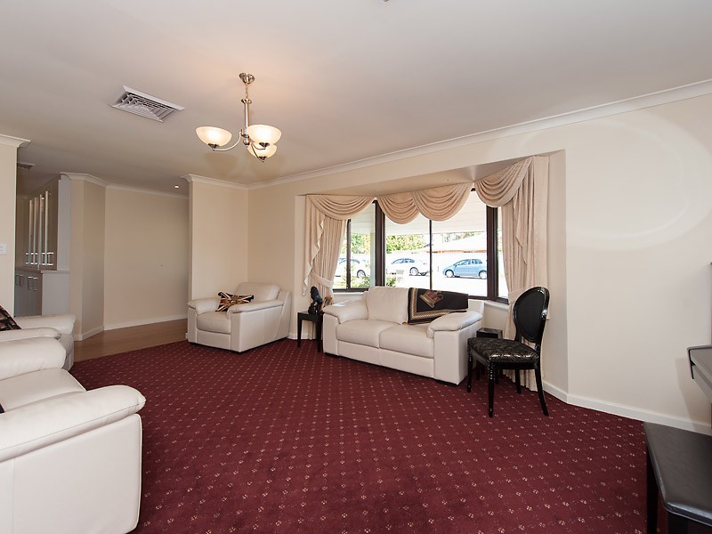 2 Yarra Close, Willetton WA 6155