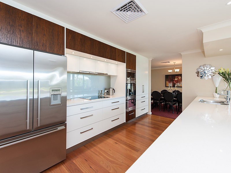 2 Yarra Close, Willetton WA 6155