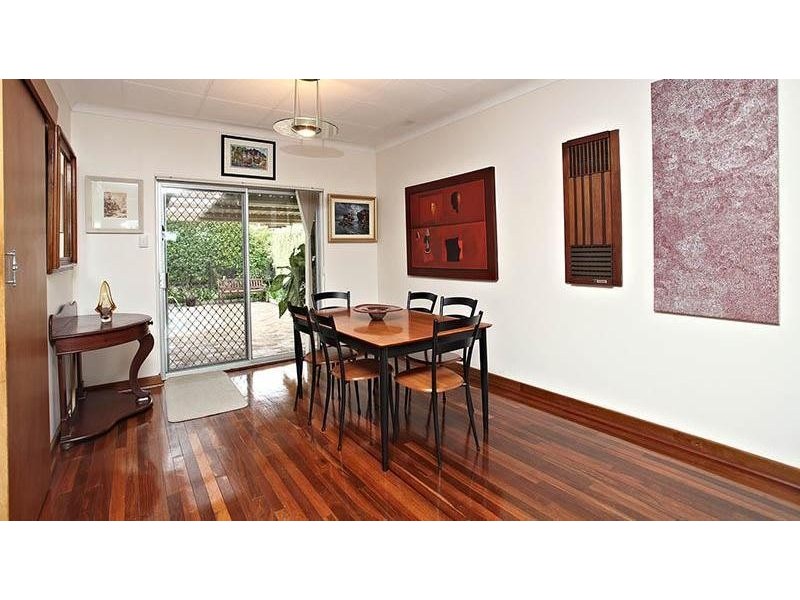 4 Gough Place, Booragoon WA 6154